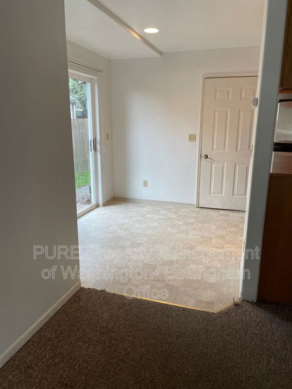 Building Photo - 550 G St