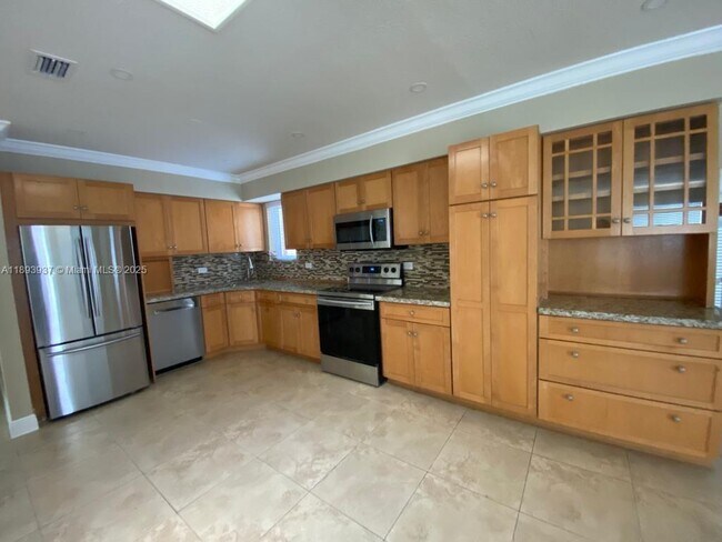 Foto del edificio - 3260 SW 87th Pl