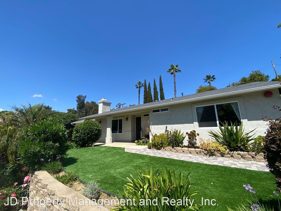Foto principal - 5 br, 2 bath House - 4423 Avocado Blvd