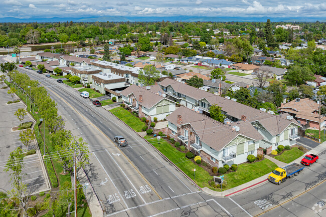 Aerial Context - Outrigger Apartments