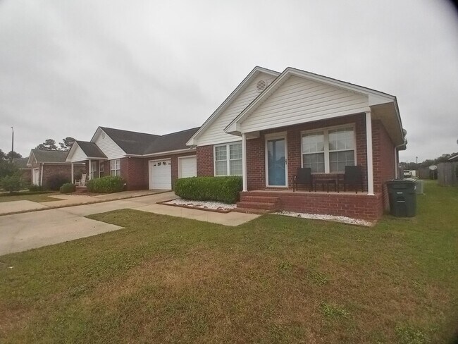 Foto del edificio - 2212 Dartmouth Dr