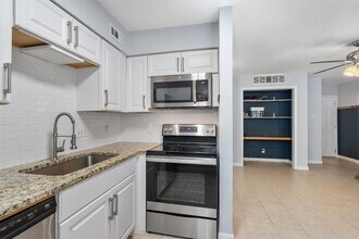 Building Photo - 1840 Burton Dr