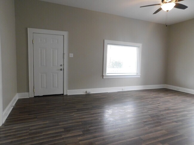 Foto del edificio - 85 Crowell Dr NW