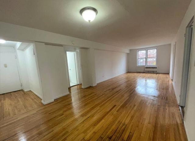 Building Photo - 2 bedroom in Flushing NY 11355