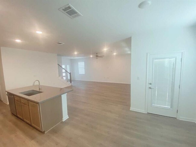 Building Photo - 1515 Iberville Dr