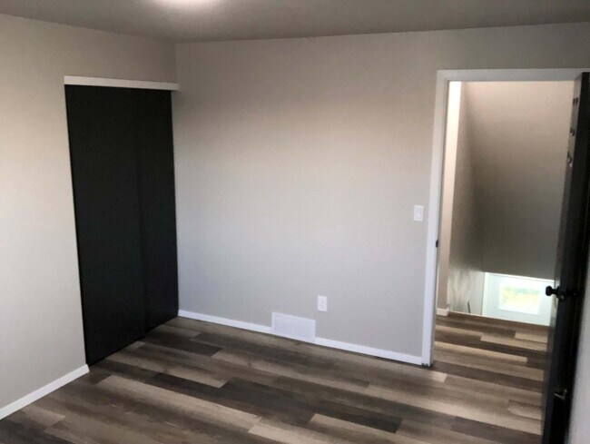 Foto del edificio - 2342 W Glendale Ave