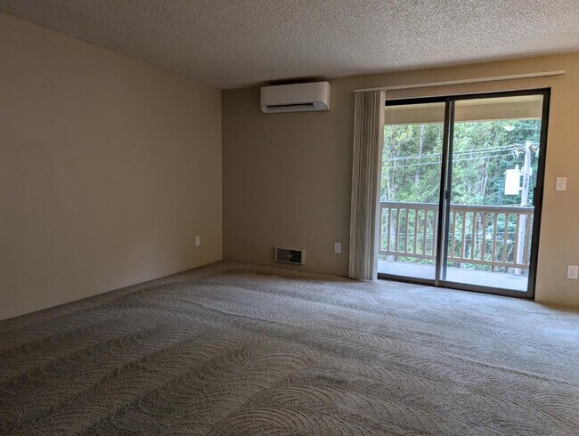Foto del edificio - 5227 84th St SW