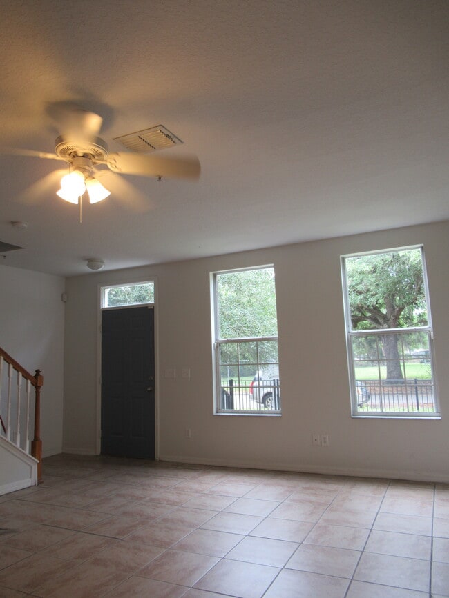 Building Photo - 1221 cypress st