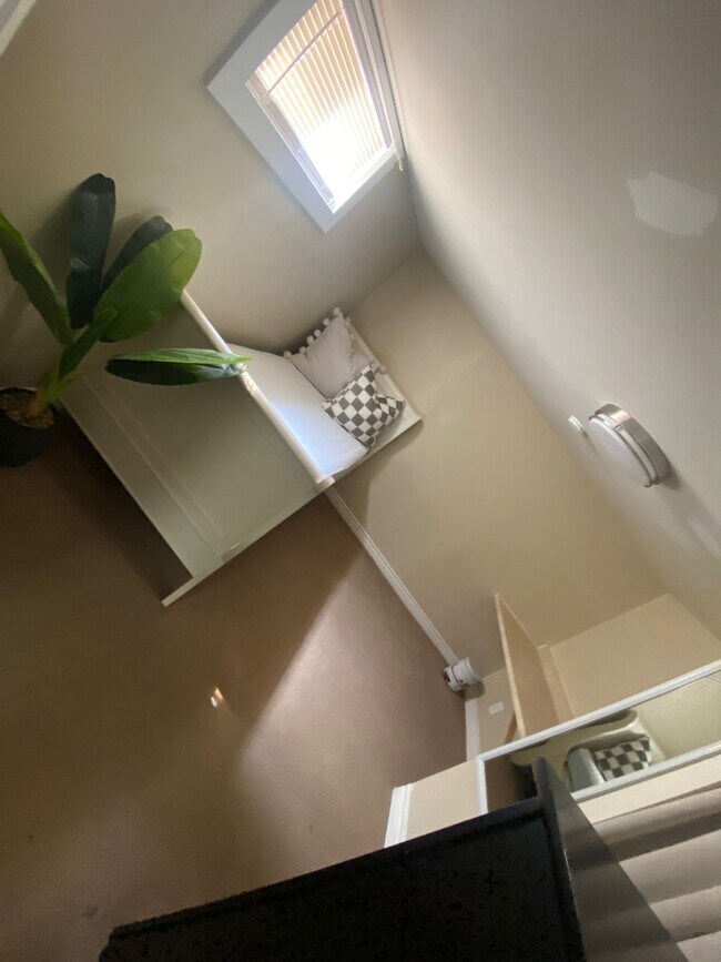 Foto del edificio - 440 N 800 W St