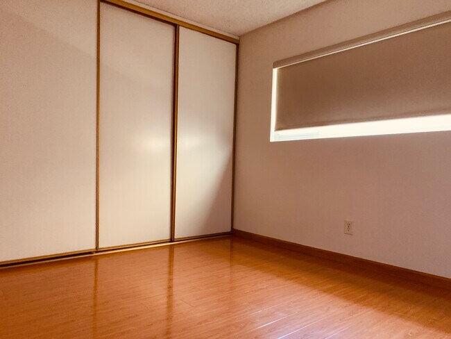 Foto del edificio - 461 E Colorado Ave