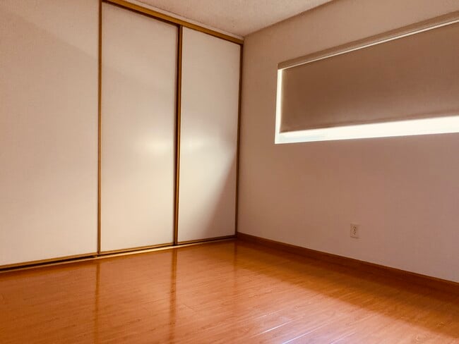 Building Photo - 461 E Colorado Ave