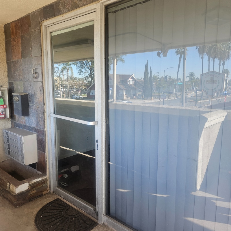 Photo - 918 W Lincoln Ave (Anaheim, CA)