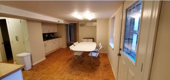 área de comedor - 15 Old Lantern Ln