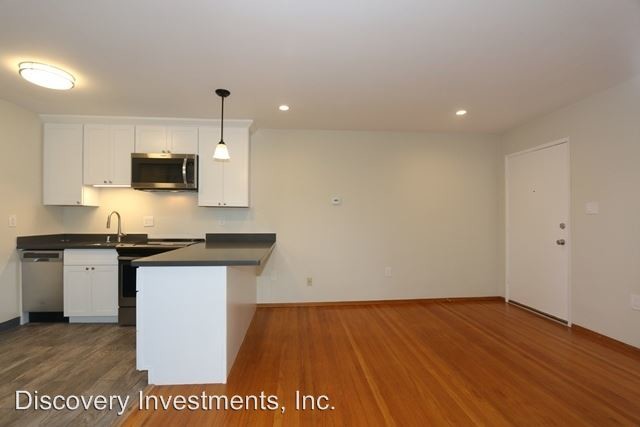 Building Photo - 2427 McKinley Ave