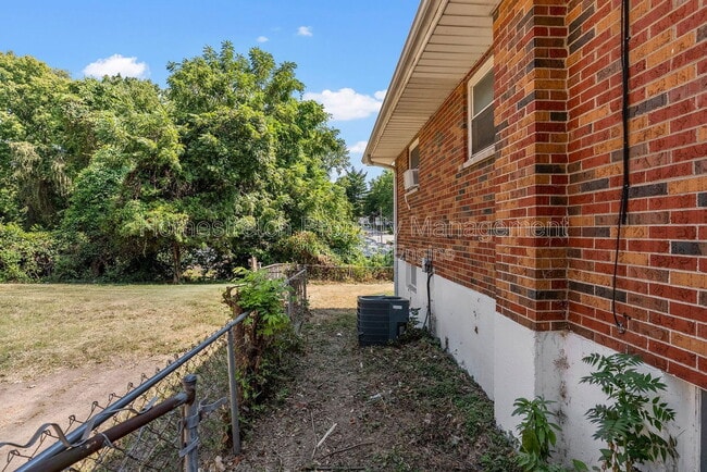 Foto del edificio - 500 N Elizabeth Ave