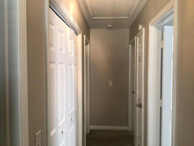 Building Photo - Charming 3 bedroom home in Columbia!