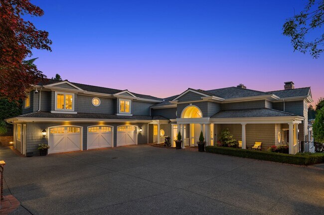 Foto del edificio - 5bd/5.5ba Yarrow Point Home