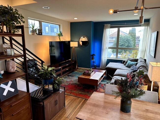 Foto del edificio - 810 24th Ave S