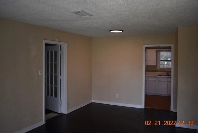 Foto del edificio - 5963 Southwind St