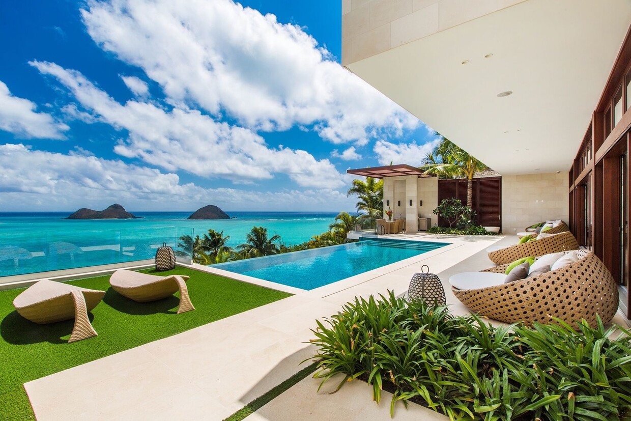 Primary Photo - Lavish Oceanview Estate w/ Pool, Spa, AC &...