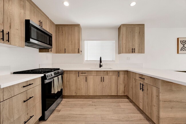 Foto del edificio - 2206 N Brighton St