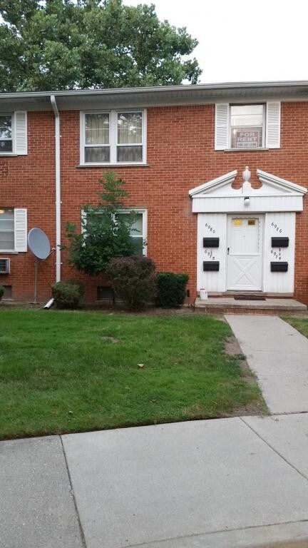 Primary Photo - 6980 Town Lane