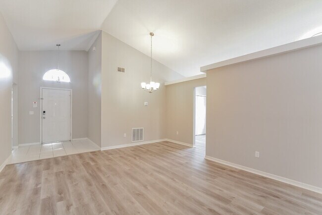 Building Photo - 2056 Cobblefield Cir