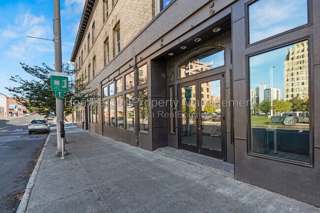 Foto del edificio - 401 W 1st Ave