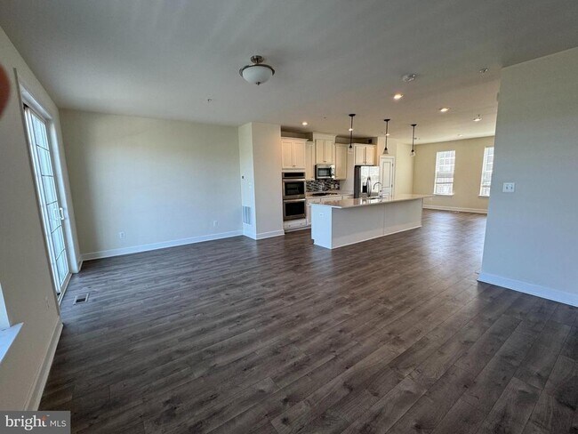 Foto del edificio - 9704 Glassy Creek Way