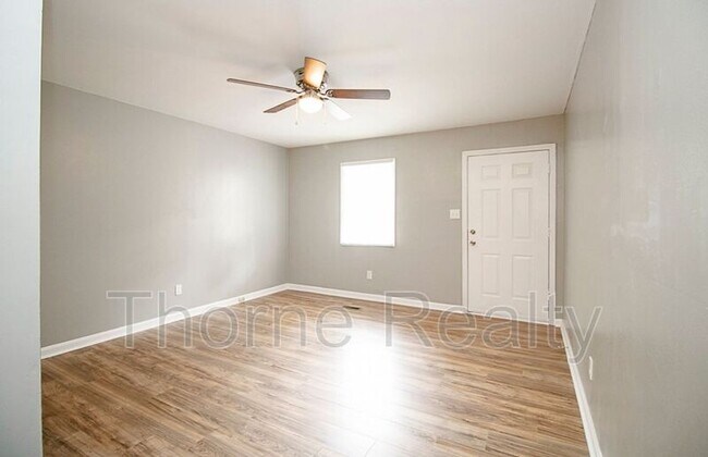 Building Photo - 1625 Cypress St