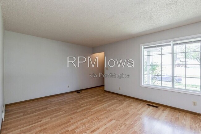 Foto del edificio - 4126 Harris St