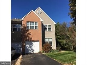 Building Photo - 150 Bishops Gate Ln