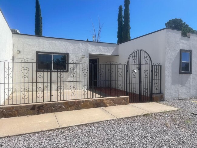 Foto del edificio - 3629 Colville Dr