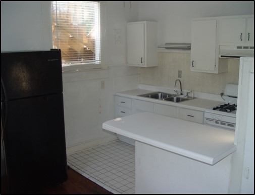 Building Photo - Old South Guest House