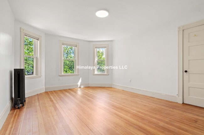 Building Photo - 45 Packard Ave