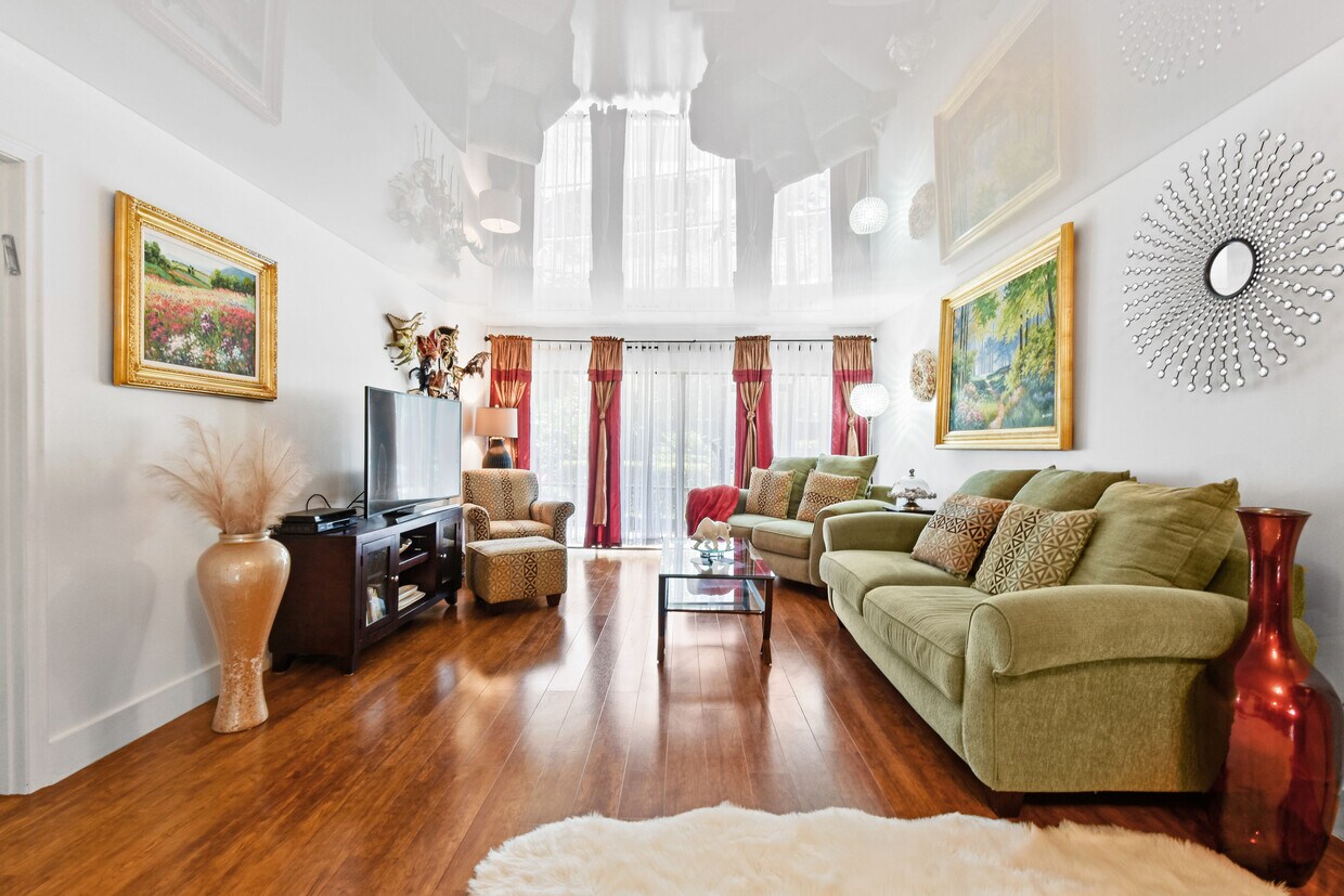 Primary Photo - 3605 S Ocean Blvd