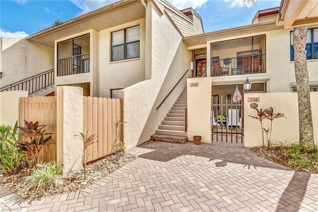 Building Photo - 206 Foxtail Ct