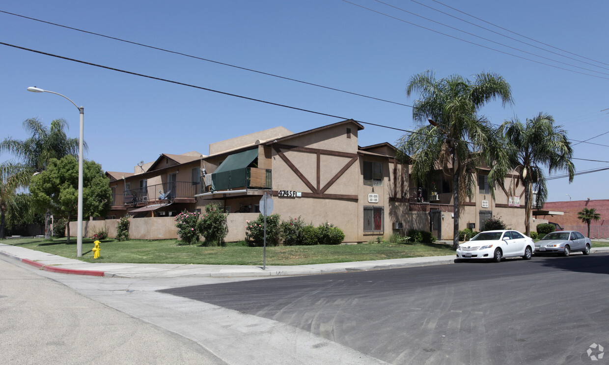 Primary Photo - 474 Perris Apartments