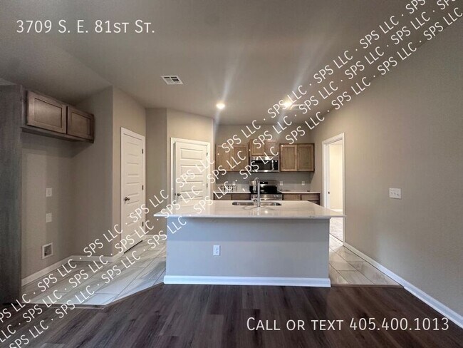 Foto del edificio - 3709 SE 81st St