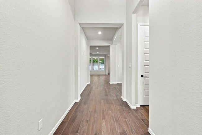 Building Photo - 7602 Mesquite Hill Ln