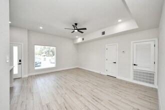 Building Photo - 7815 Joy St