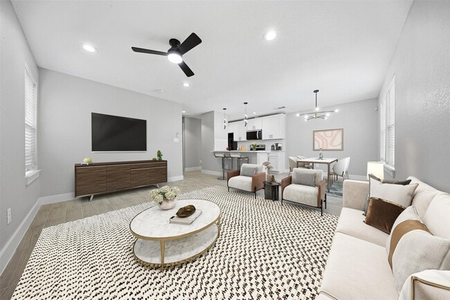 Building Photo - 9716 Fillmore St