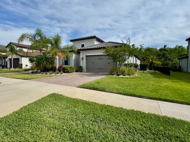Foto principal - 19907 Cypress Bridge Dr