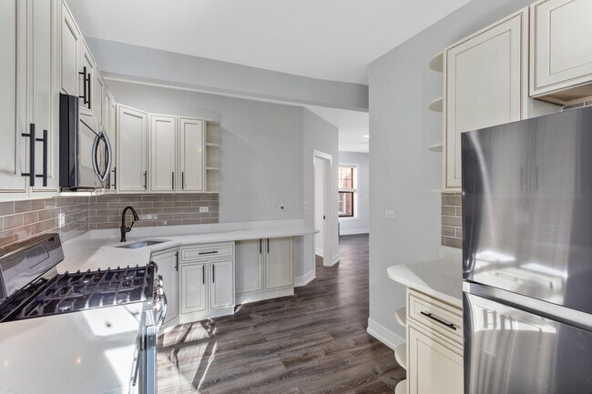 Foto del edificio - 6109 N Winthrop Ave