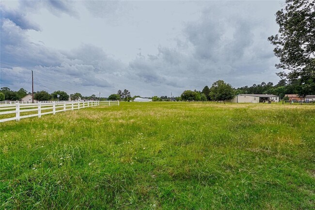 Building Photo - 9824 Stone Ranch Blvd