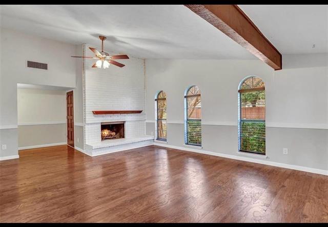 Building Photo - 2024 Apple Valley Rd