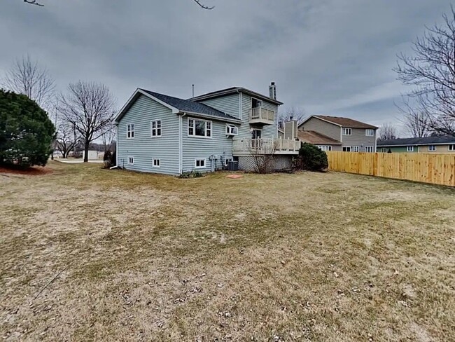 Building Photo - 30 Rodenburg Rd