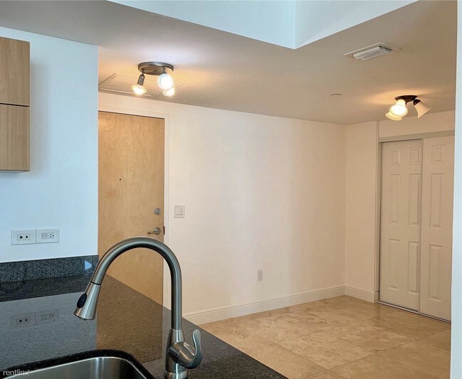 Foto del edificio - 2 br, 2 bath  - 333 S Miami Ave Fl 24