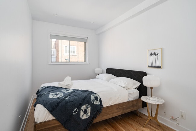 Building Photo - 4930 Av Saint-Kévin