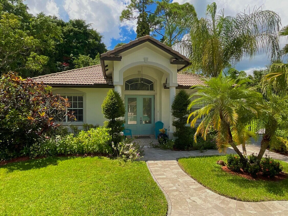 Primary Photo - 12132 Quercus Ln